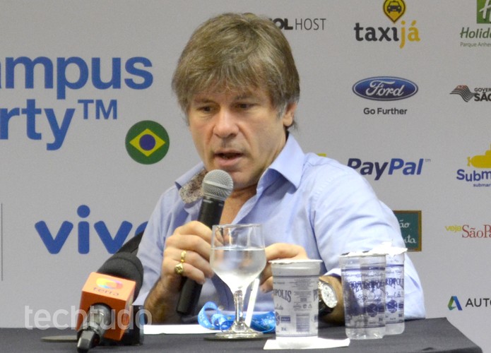 Bruce Dickinson, vocalista do Iron Maiden e empreendedor na Campus Party (Foto: Melissa Cruz/TechTudo) Bruce Dickinson, vocalista do Iron Maiden e empreendedor na Campus Party (Foto: Melissa Cruz/TechTudo)