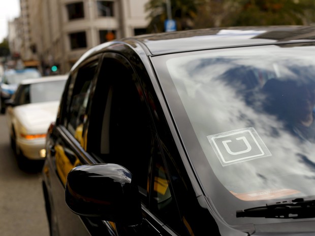 Veículo com logo do Uber em São Fracisco, Califórnia, em maio de 2015 (Foto: REUTERS/Robert Galbraith)