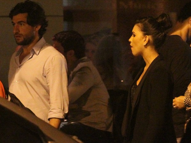 Mariana Rios e Felipe Simão em restaurante na Zona Sul do Rio (Foto: Rodrigo dos Anjos/ Ag. News)