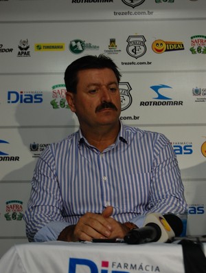 Leandro Campos, técnico do Treze (Foto: Silas Batista / Globoesporte.com/pb)