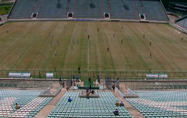 Estádio vazio (2) - Campeonato Brasiliense (Foto: Reprodução SporTV)
