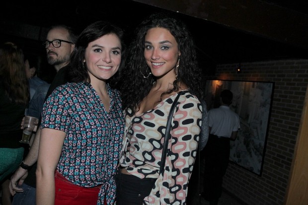 Débora Nascimento e Monica Iozzi no arraiá promovido por Tiago Abravanel no Rio (Foto: Marcello Sá Barretto / AgNews)