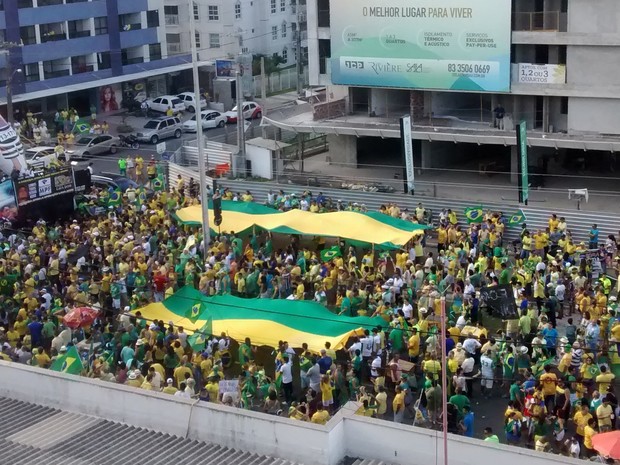 Manifestação em João Pessoa (Foto: Caio Ismael/G1)