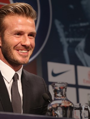 beckham paris saint germain (Foto: AFP)