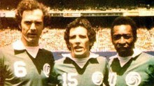 Ex-clube de Beckenbauer e
Pelé, Cosmos volta à ativa (Reprodução / Blog fotosfutbalperuano)