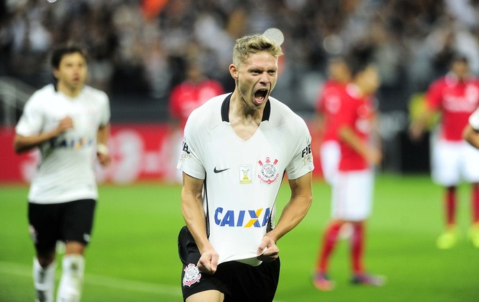 Atuações do Corinthians: Inspirado em Puskás, Marlone é o dono do jogo
