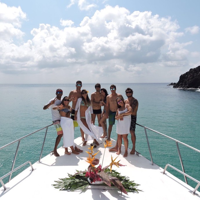 Coleguinha está fazendo comemoração de 72 horas com os amigos em Fernando de Noronha (Foto: Arquivo pessoal)