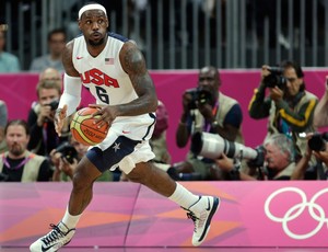 basquete lebron james EUA x  França londres 2012 olimpiadas (Foto: AP)