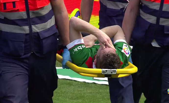 Muniain sofre lesão no joelho em Bilbao x Sevilla