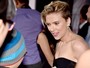 Um colírio para os olhos! Scarlett Johansson, Chris Evans e Chris Hemswort vão a première nos EUA