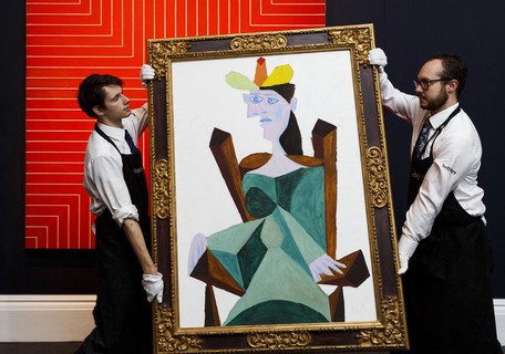 Pintura "Femme assise sur une chaise (1938)", do espanhol Pablo Picasso, leiloada na Sotheby's