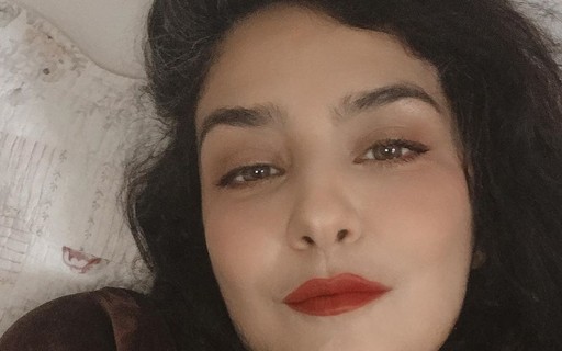 Let Cia Sabatella Revela Ass Dio Na Rua Aos Anos Cora O A Mil Revista Marie Claire