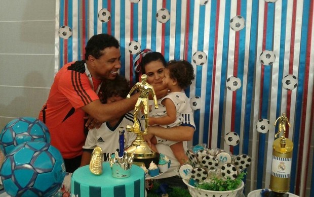 Aline Barros comemorou o aniversário de 10 anos do filho Nícolas (Foto: Divulgação)