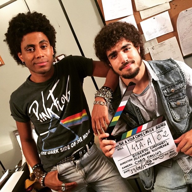 Ícaro Silva e Caio Castro em bastidores de gravação de filme (Foto: Instagram/ Reprodução)