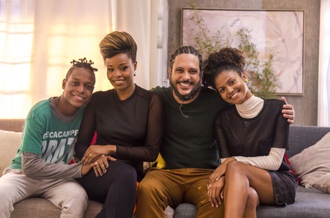Emerson Nascimento Mercês, Roberta Rodrigues, Lucio Mauro Filho e Clarissa Barbosa.  (Foto: TV Globo)