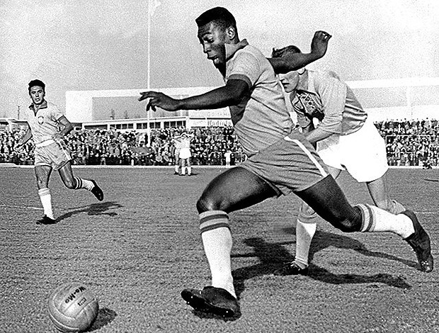 Pele Brasil x Malmo em 1960 (Foto: Reprodução)