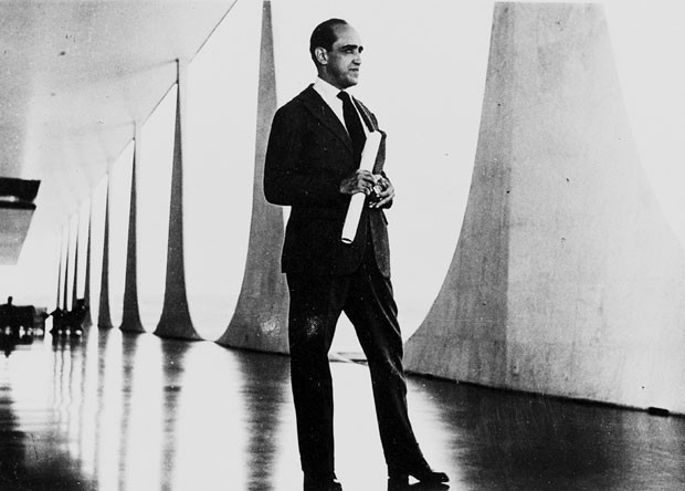 Oscar Niemeyer no Palácio do Planalto (Foto:   )