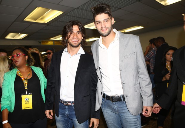 Munhoz e Mariano em premiação em São Paulo (Foto: Iwi Onodera / EGO)