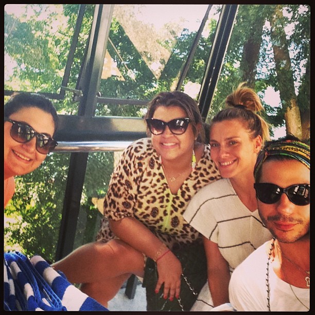 Preta Gil, Carol Dieckmann e amigos (Foto: Instagram / Reprodução)