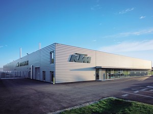 Fábrica da KTM na Áustria (Foto: Divulgação)
