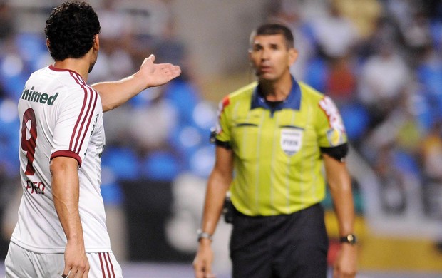 Fred, Gol anulado, Vasco x Fluminense (Foto: Dhavid Normando / Photocamera)