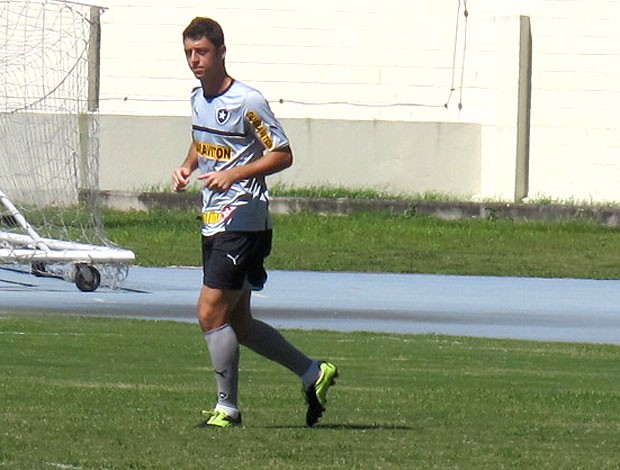 Felipe Menezes no treino do Botafogo (Foto: André Casado / Globoesporte.com)