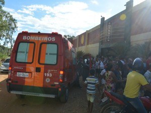 Explosão em motel na Bahia deixou feridos (Foto: Anderson Oliveira/Blog do Anderson)