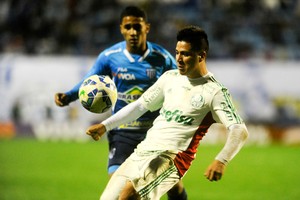 Gringo do Ano: Pratto segue líder, e Cristaldo encosta em Paolo Guerrero