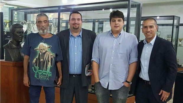 Klay Salgado, diretor comercial do Botafogo, e Fabrício Lima, secretário de esportes de Manaus
