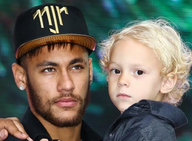 EGO Ao lado do pai e do filho, Neymar inaugura instituto que leva seu nome notícias de Famosos Neymar E Filho ~ EGO Ao lado do pai e do filho, Neymar inaugura instituto que leva seu nome notícias de Famosos