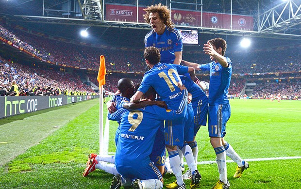 comemoração gol Chelsea final Liga Europa Benfica (Foto: AFP)