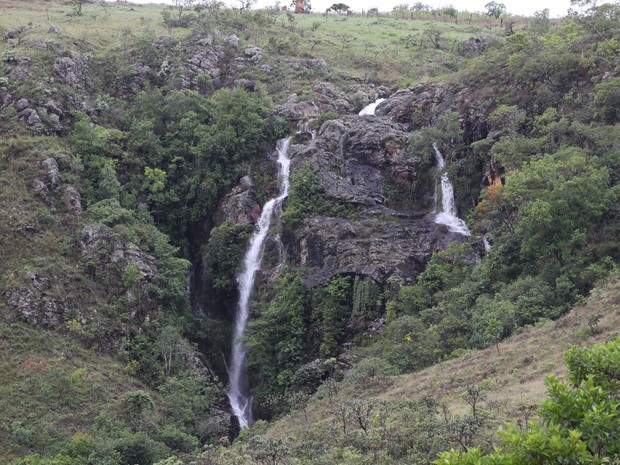 Cachoeira Lava Pés Serra da Canastras (Foto: Jean Alves/Arquivo Pessoal) Cachoeira Lava Pés Serra da Canastras (Foto: Jean Alves/Arquivo Pessoal)