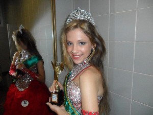 Garota de 13 anos pode disputar Miss Universo (Foto: Ana Miranda Sozzo / Arquivo Pessoal)