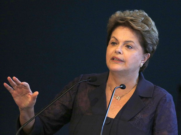 Eleições 2014: Dilma afirma que ‘muitos’ conspiram contra o financiamento à indústria