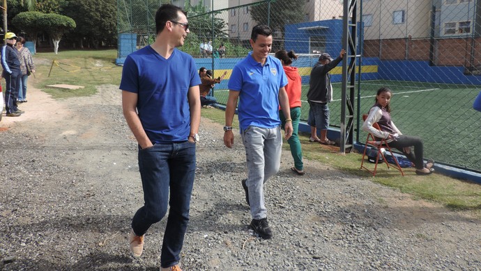 Borghetti, astro do futebol mexicano, visita escolinha de futebol em Sorocaba (Foto: Eric Mantuan/GloboEsporte.com)