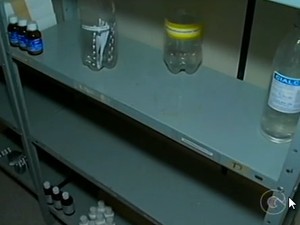 Na farmácia alguns medicamento estão em falta (Foto: Reprodução/TV Grande Rio)