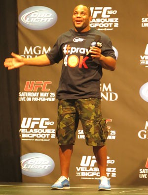 MMA Daniel Cormier Q&A UFC 160 (Foto: Marcelo Russio)