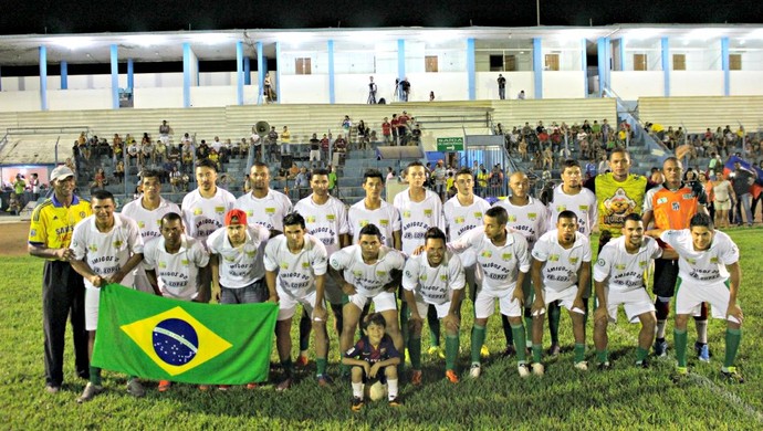 Seleção de jogadores que atuam fora e dentro do estado no Jogo das Estrelas em Rondônia (Foto: Ana Luiza Moreira/G1)