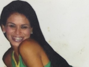 Kelly Tatiany Costa Silva era garota de programa e foi morta em frente a motel, em Goiânia, Goiás (Foto: Arquivo Pessoal)