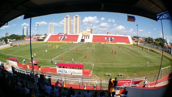Estádio Ítalo Mário Limongi, em Indaiatuba (Foto: Emilio Botta)