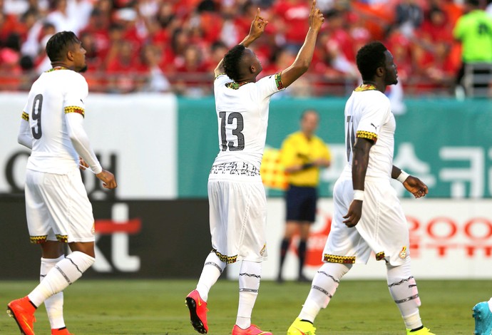 Jordan Ayew Comemora gol da gana contra a coreia do sul (Foto: Agência Reuters)