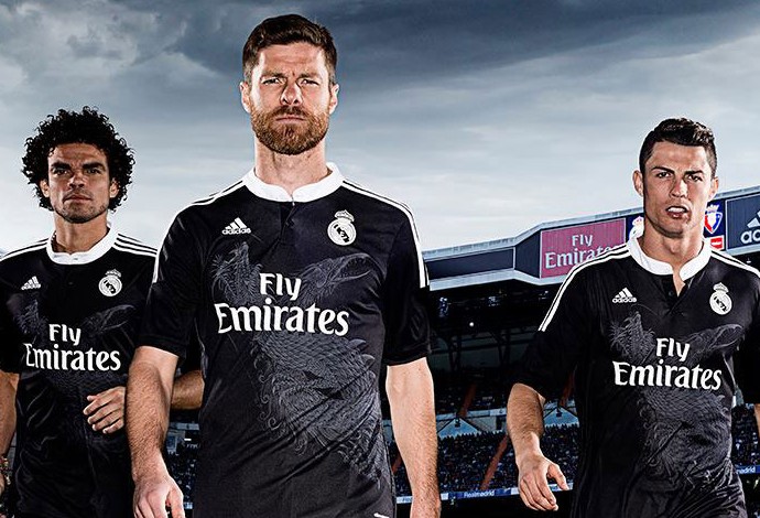 Real Madrid uniforme Champions camisa preta (Foto: Reprodução / Facebook) Real Madrid uniforme Champions camisa preta (Foto: Reprodução / Facebook)
