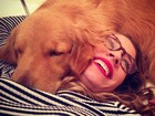 Luma Costa posa com o cachorro: 'Que delícia'