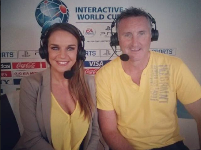 Kay Murray é comentarista do FIWC (Foto: Reprodução / Instagram) Kay Murray é comentarista do FIWC (Foto: Reprodução / Instagram)