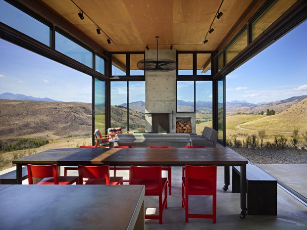 Studhorse Outlook. Methow Valley, Winthrop, Washington.Client: Olson Kundig Architects.© Copyright 2012 Benjamin Benschneider All Rights Reserved. Usage may be arranged by contacting Benjamin Benschneider Photography. Email: bbenschneider@comcast.net or (Foto: OK/Divulgação)