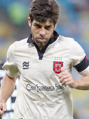 Juninho Pernambucano jogo Vasco e Botafogo (Foto: Márcio Alves / Ag. O Globo)
