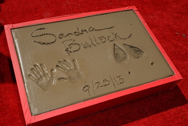 Sandra Bullock na calçada da fama (Foto: Getty Images)