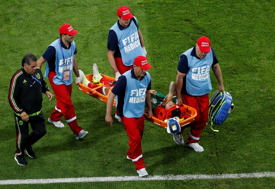 México confirma lesão no ombro e Salcedo está fora da Copa das Confederações