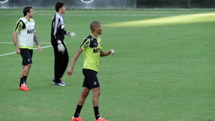 Leonardo Silva, zagueiro do Atlético-MG (Foto: Fernando Martins )