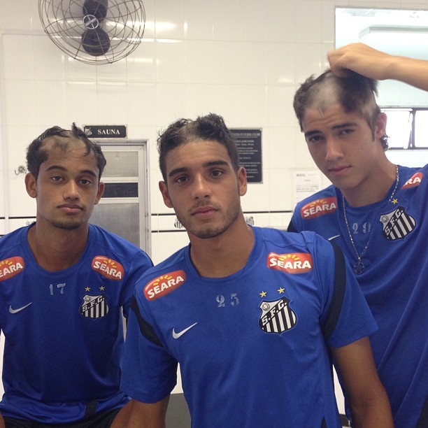 Trote jogadores base Santos Neymar (Foto: Reprodução / Instagram)